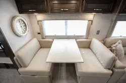 2024 Newmar Bay Star Sport 2720 | Thumbnail Photo 14 of 19