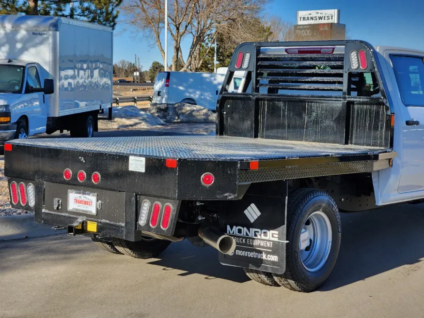 2025 GMC Sierra 3500HD CC Pro | Photo 14 of 28