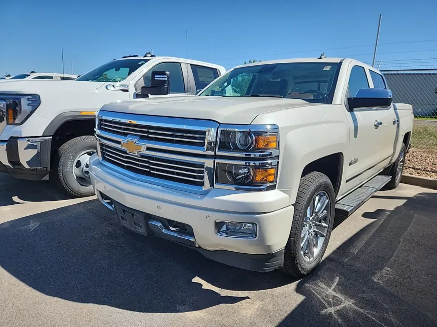 2014 Chevrolet Silverado 1500 High Country | Photo 2 of 3