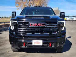 2025 GMC Sierra 2500HD AT4 | Thumbnail Photo 4 of 31