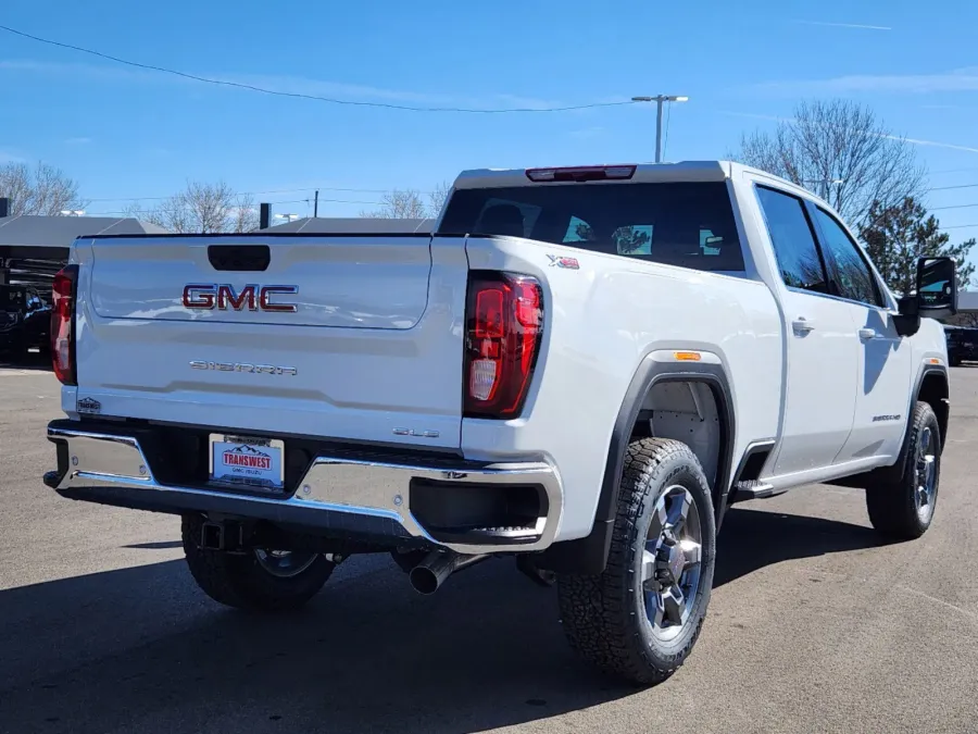 2025 GMC Sierra 2500HD SLE | Photo 2 of 31