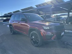 2023 Jeep Grand Cherokee Limited | Thumbnail Photo 6 of 23