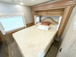 2014 Newmar Bay Star 3308 | Thumbnail Photo 14 of 28