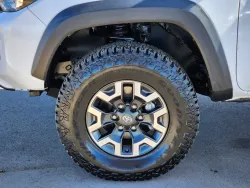 2020 Toyota Tacoma 4WD | Thumbnail Photo 21 of 33