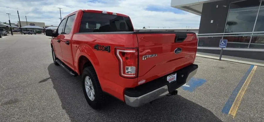 2017 Ford F-150 | Photo 6 of 27