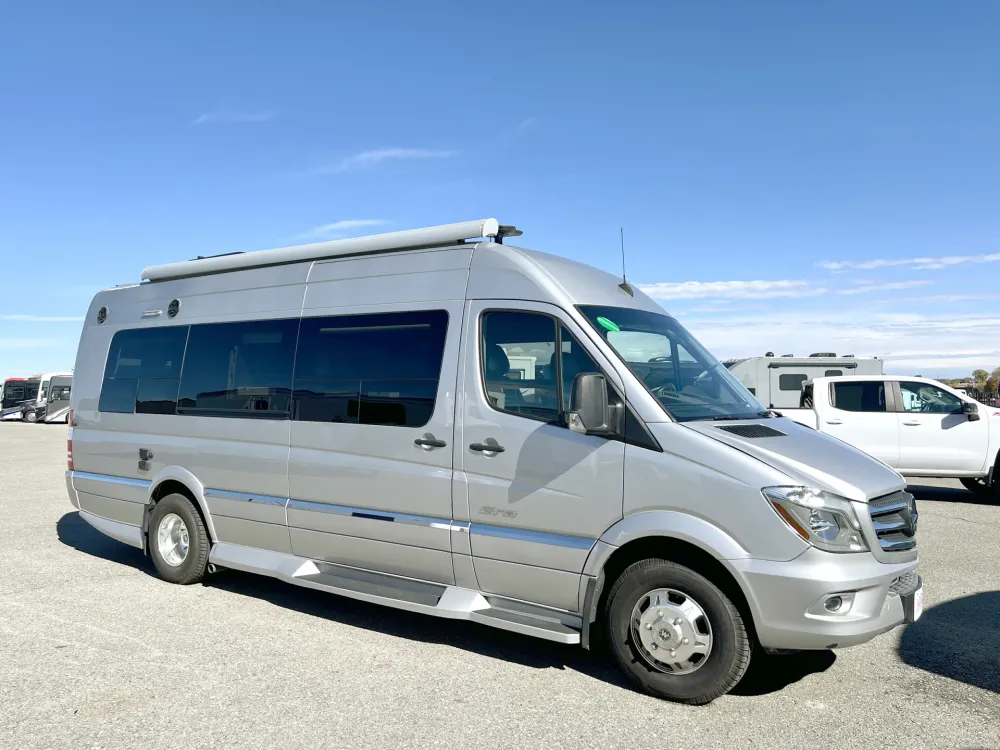 2018 Winnebago Era 70A