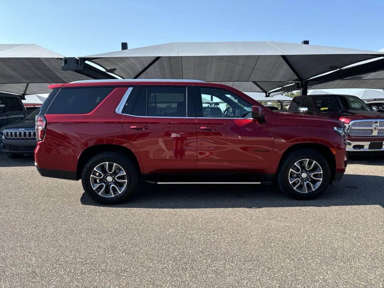 2021 Chevrolet Tahoe LT | Photo 5 of 26