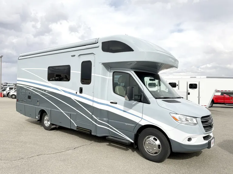 2025 Winnebago Navion 24D