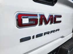 2025 GMC Sierra 2500HD Pro | Thumbnail Photo 12 of 27