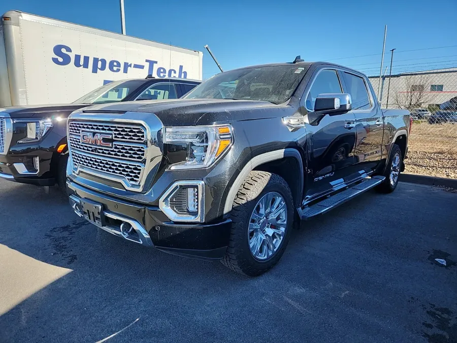 2021 GMC Sierra 1500 Denali | Photo 2 of 3