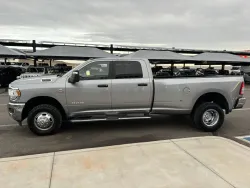 2023 RAM 3500 Big Horn | Thumbnail Photo 4 of 21