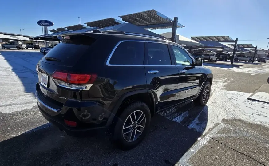 2022 Jeep Grand Cherokee WK | Photo 5 of 32