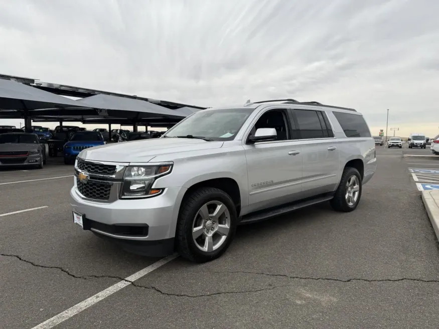 2019 Chevrolet Suburban LS | Photo 3 of 16