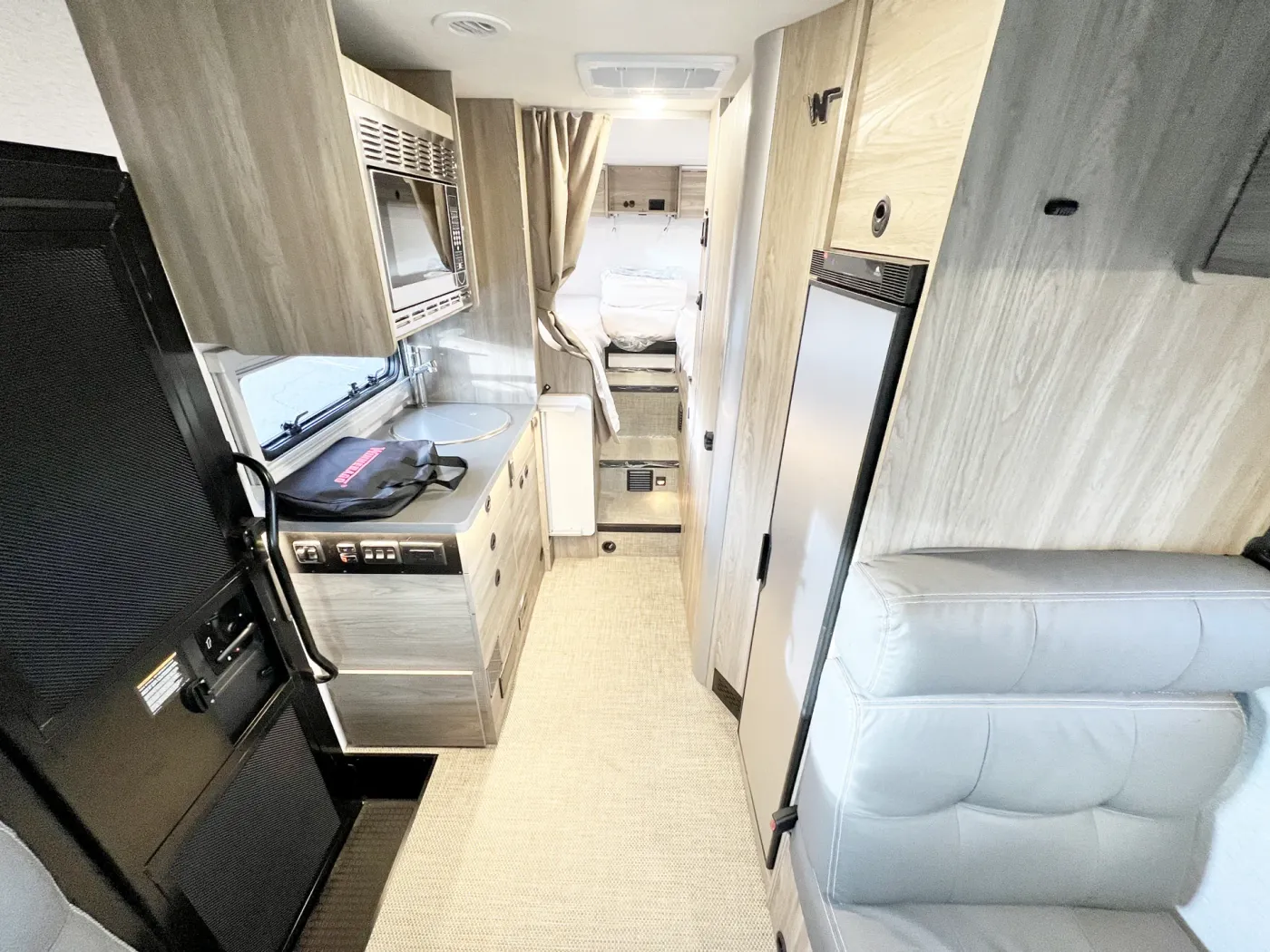 2025 Winnebago EKKO 23B | Photo 3 of 21