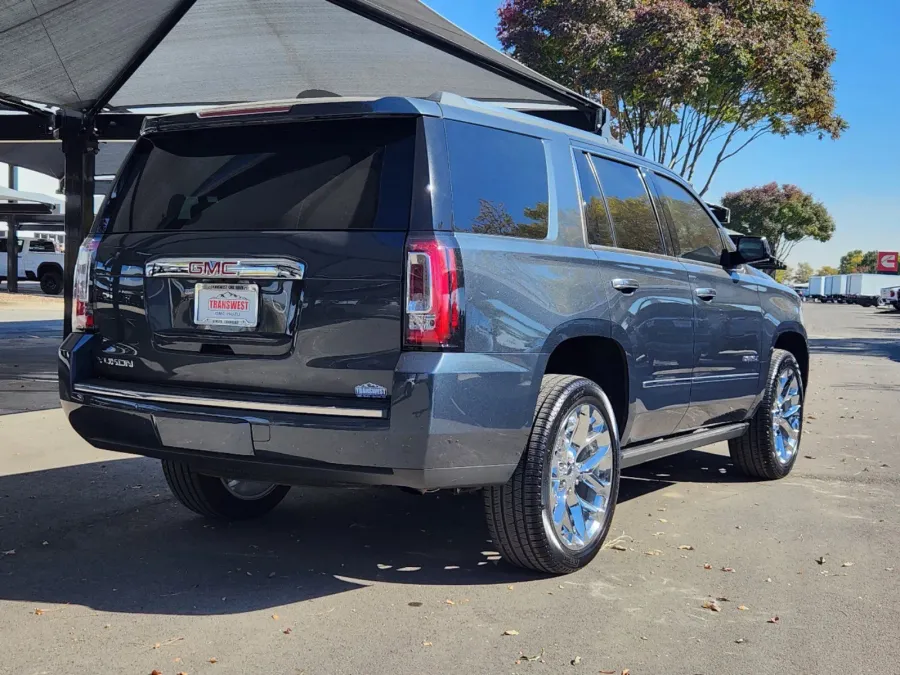 2019 GMC Yukon Denali | Photo 2 of 33