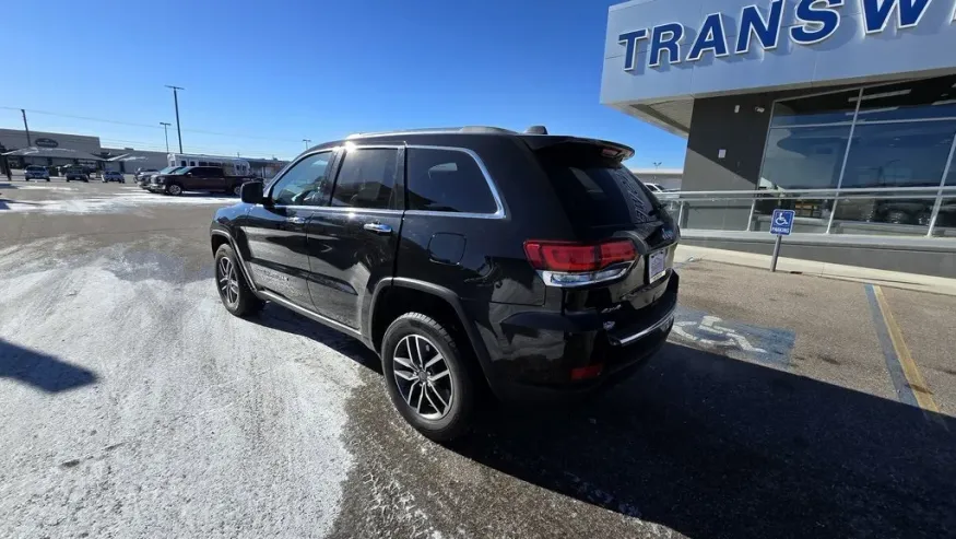 2022 Jeep Grand Cherokee WK | Photo 6 of 32