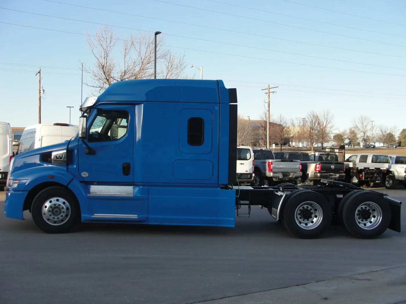 2024 Western Star 57X | Photo 2 of 17