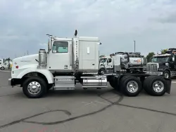 2020 Western Star 4900SA | Thumbnail Photo 3 of 18