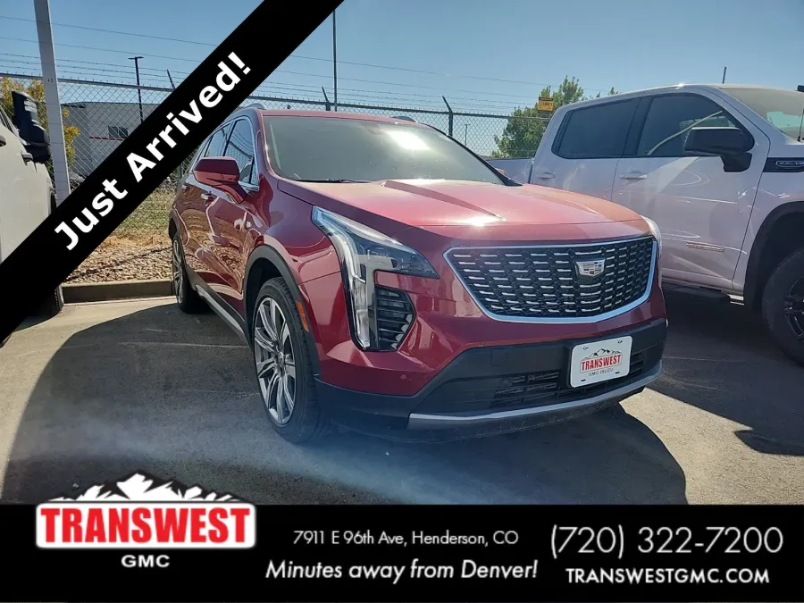 2019 Cadillac XT4 AWD Premium Luxury | Photo 3 of 3