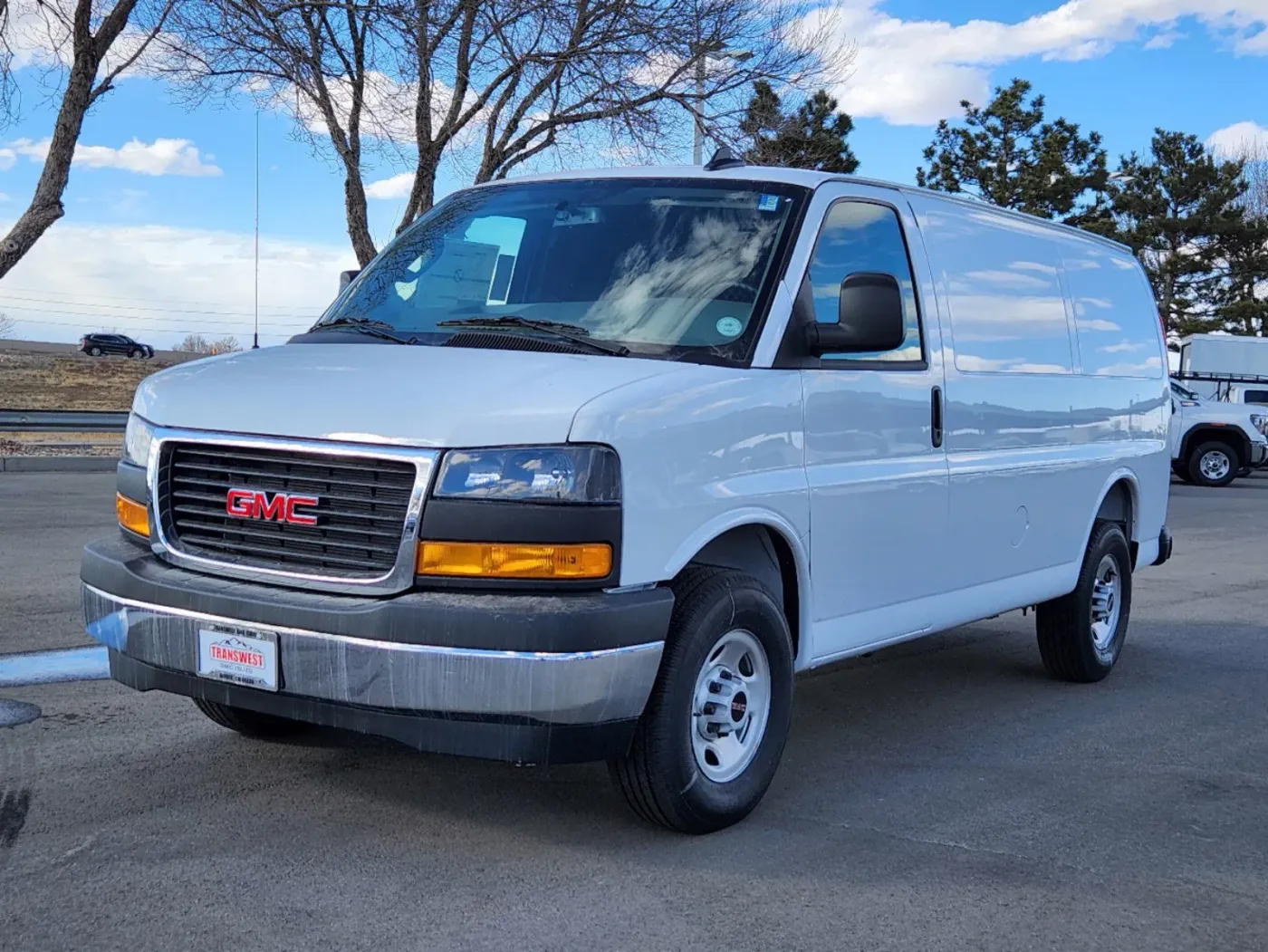 2025 GMC Savana Cargo Van CARGO | Photo 3 of 30