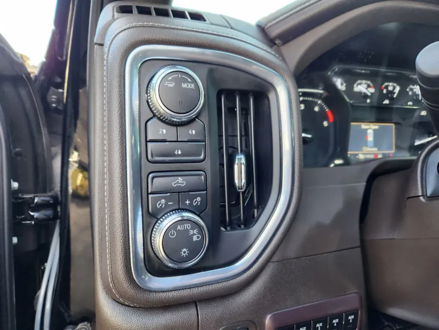 2023 GMC Sierra 3500HD SLE | Photo 6 of 28