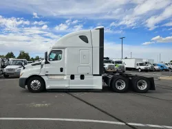 2024 Freightliner Cascadia 126 | Thumbnail Photo 4 of 22