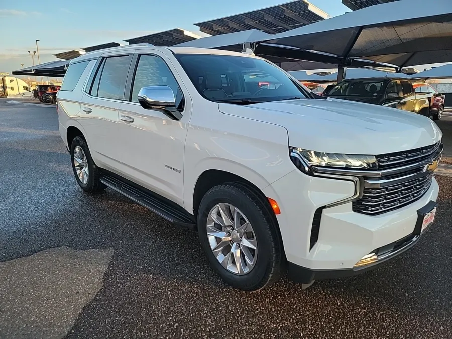 2023 Chevrolet Tahoe Premier | Photo 8 of 20