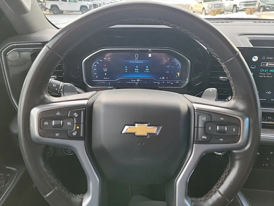 2022 Chevrolet Silverado 1500 LTZ | Photo 17 of 21