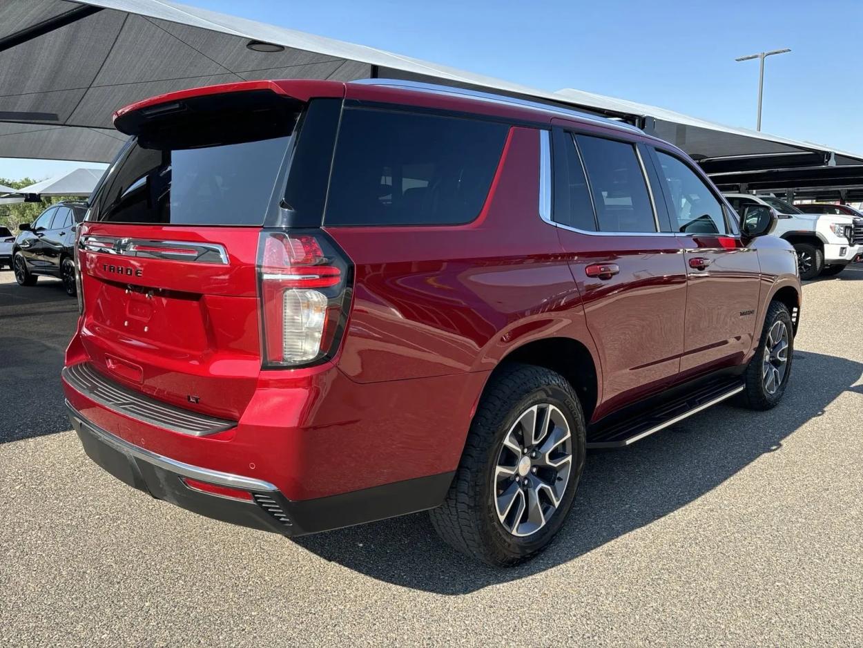 2021 Chevrolet Tahoe LT | Photo 4 of 26