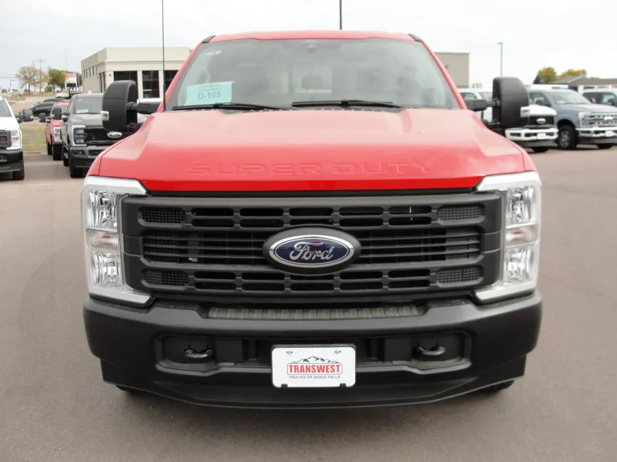 2024 Ford F350 | Photo 8 of 15