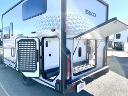 2025 Winnebago EKKO 22A | Thumbnail Photo 21 of 23