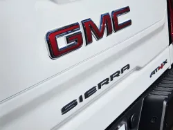 2025 GMC Sierra 1500 AT4X | Thumbnail Photo 13 of 33