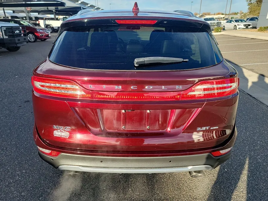 2017 Lincoln MKC Select | Photo 3 of 16