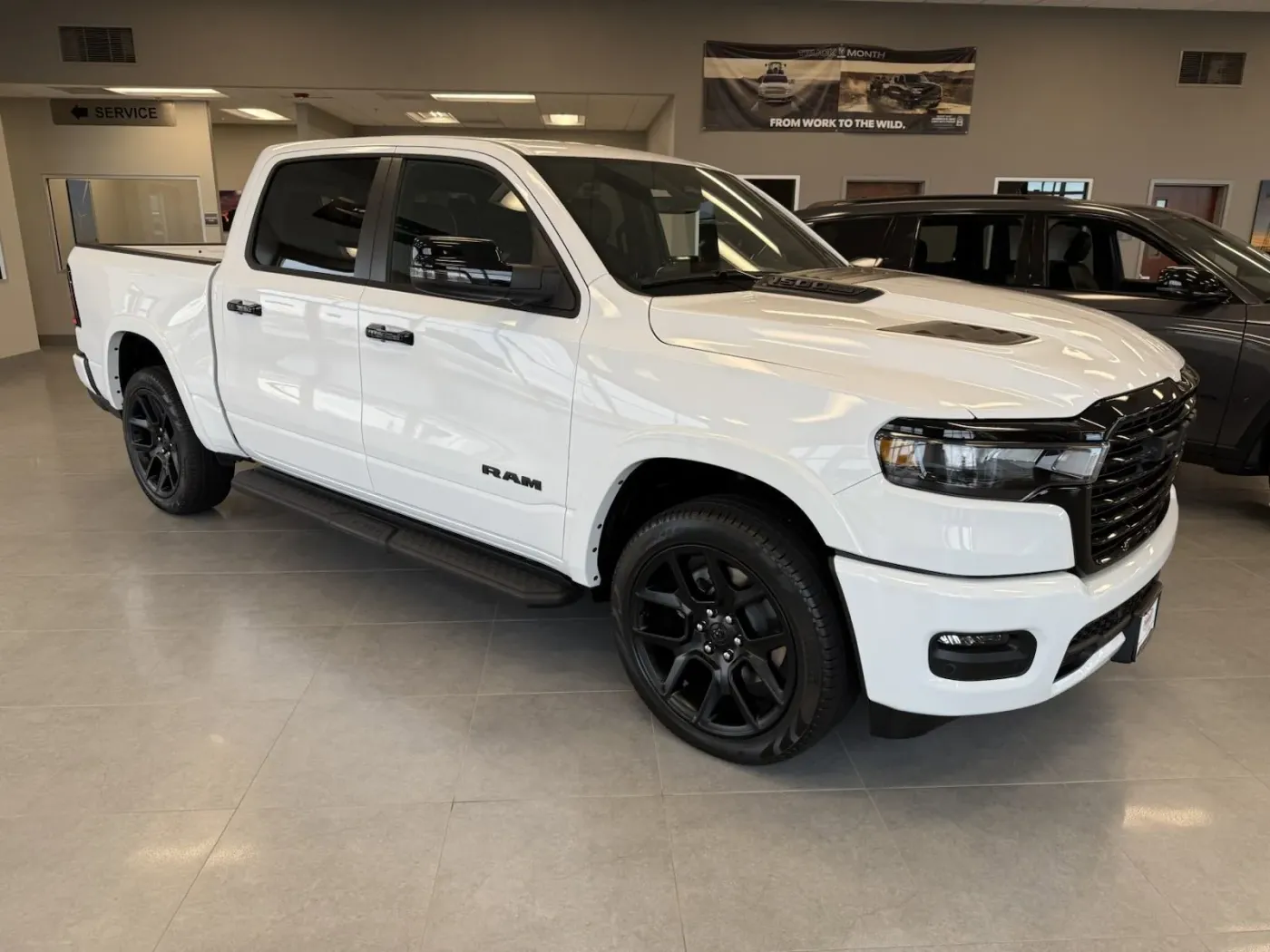 2025 RAM 1500 Laramie | Photo 5 of 10