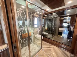 2015 Newmar Essex 4503 | Thumbnail Photo 16 of 29