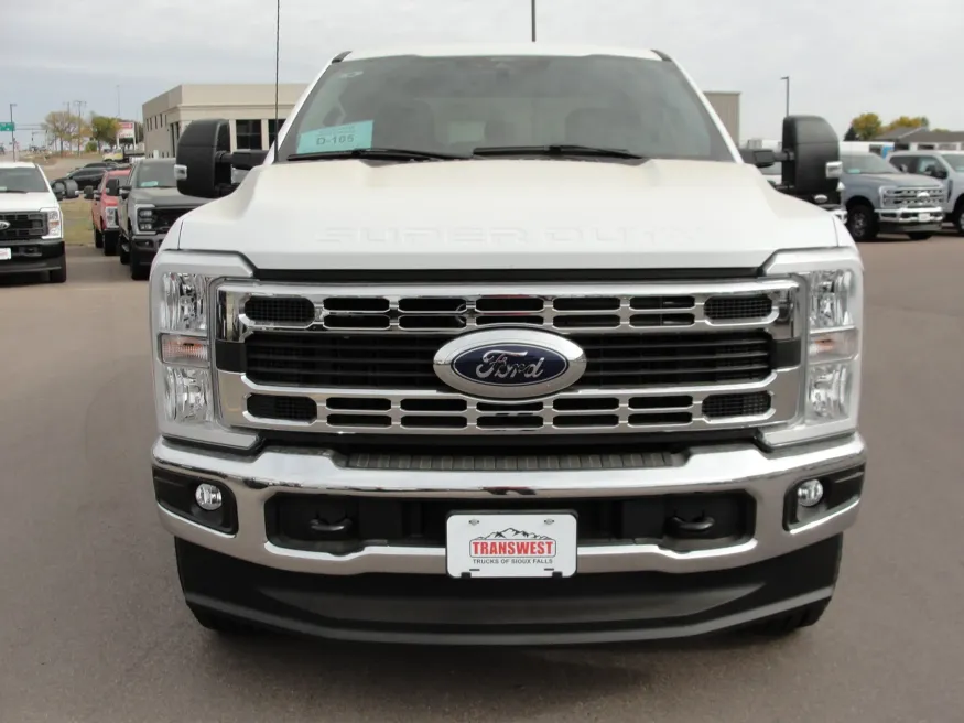 2024 Ford F250 | Photo 8 of 16