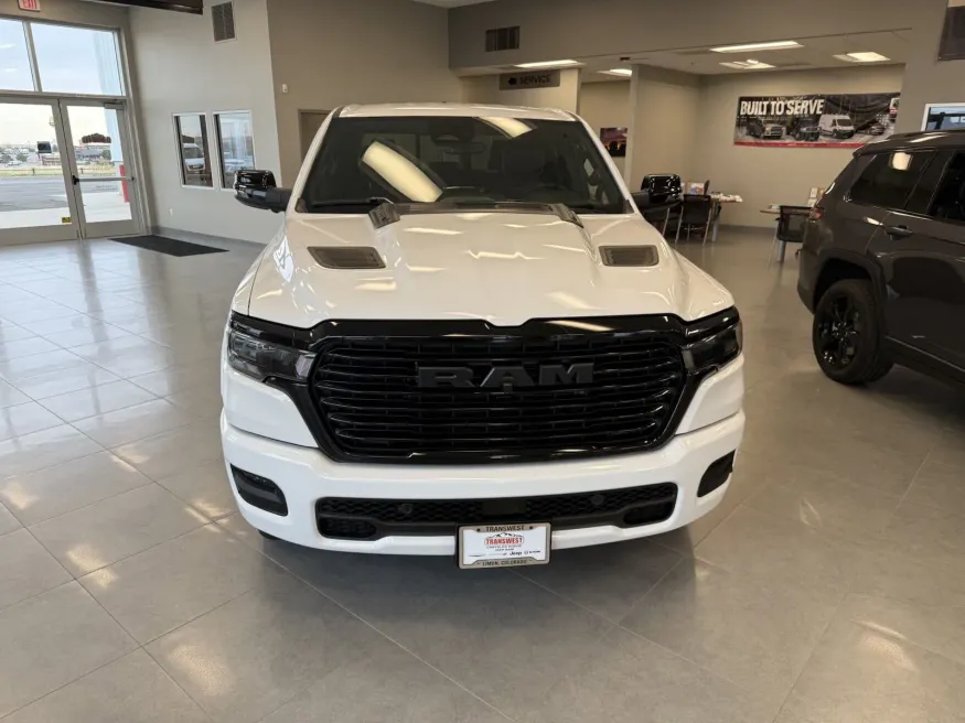 2025 RAM 1500 Laramie | Photo 6 of 10