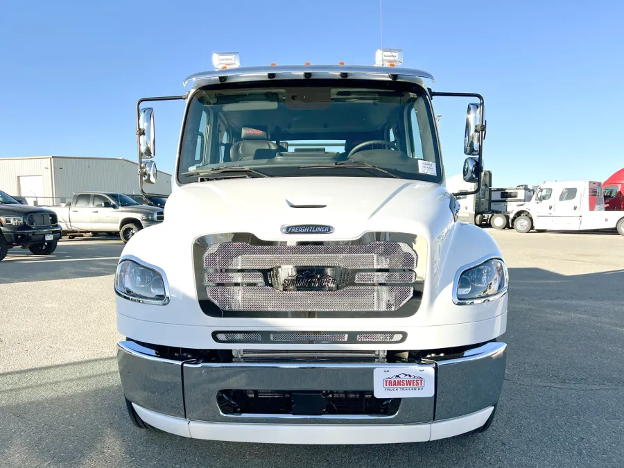 2024 Freightliner M2 106 Plus Summit Hauler | Photo 23 of 24