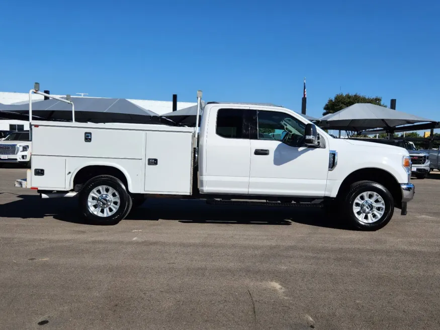 2021 Ford Super Duty F-350 SRW | Photo 1 of 30