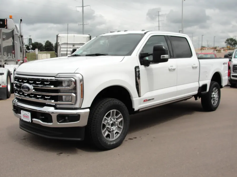 2024 Ford F-350 | Photo 18 of 37