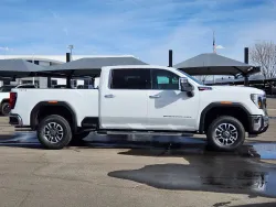 2025 GMC Sierra 2500HD SLT | Thumbnail Photo 1 of 32