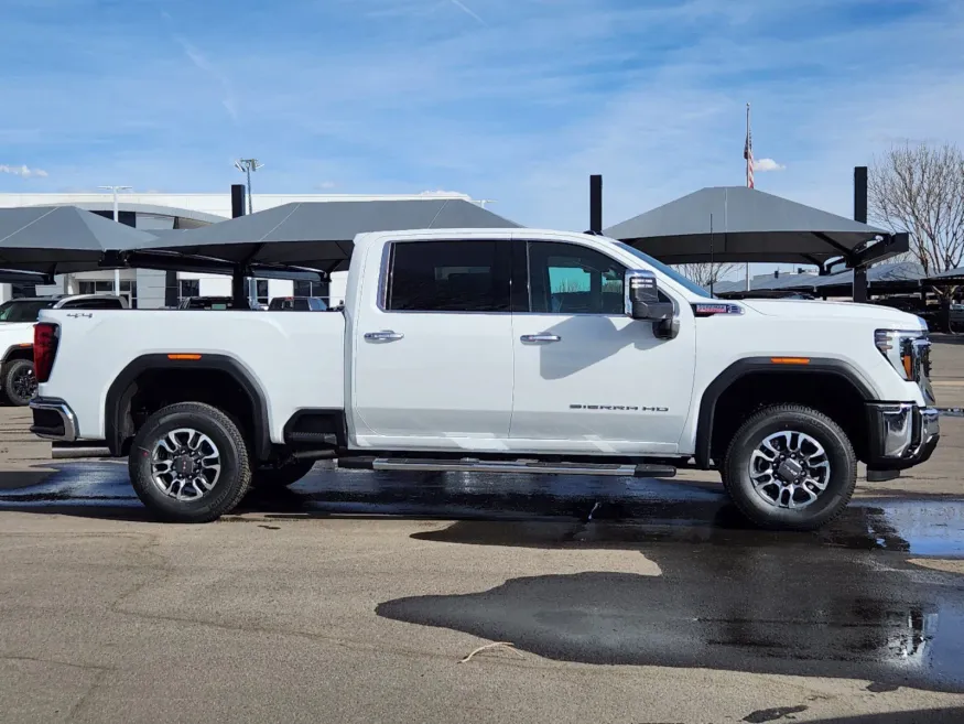 2025 GMC Sierra 2500HD SLT | Photo 1 of 32