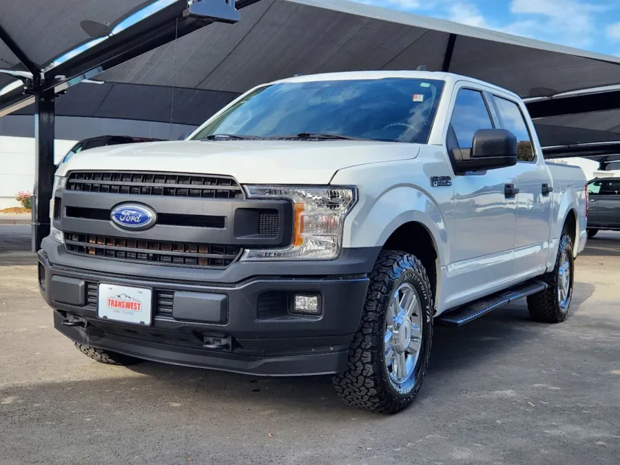 2019 Ford F-150 | Photo 3 of 28