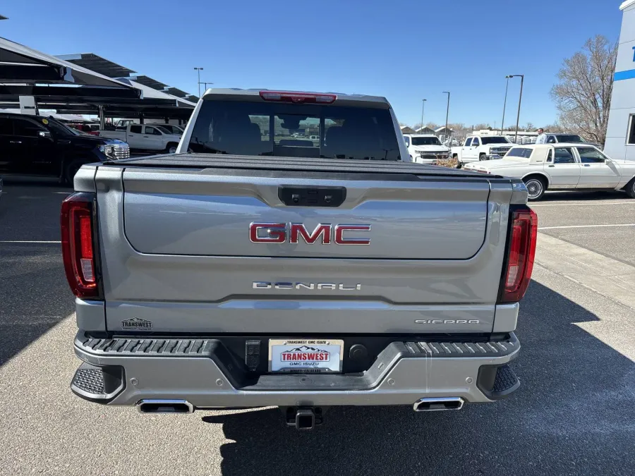 2024 GMC Sierra 1500 Denali | Photo 3 of 22