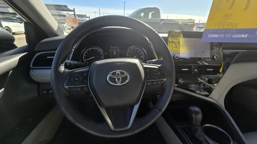 2022 Toyota Camry | Photo 14 of 29