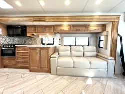 2024 Newmar Bay Star Sport 3225 | Thumbnail Photo 3 of 16