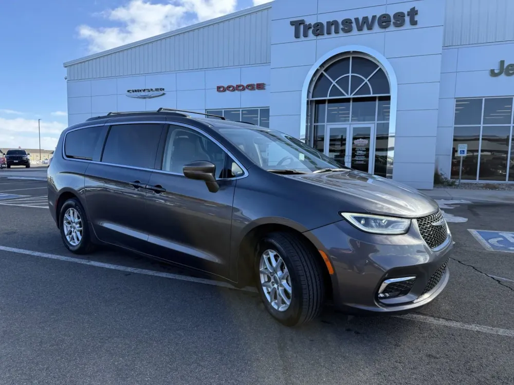 2022 Chrysler Pacifica Touring L