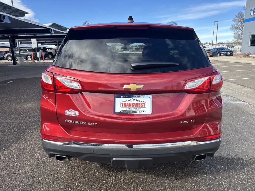 2020 Chevrolet Equinox LT | Photo 3 of 21