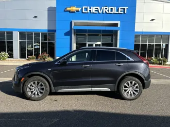 2023 Cadillac XT4 AWD Premium Luxury