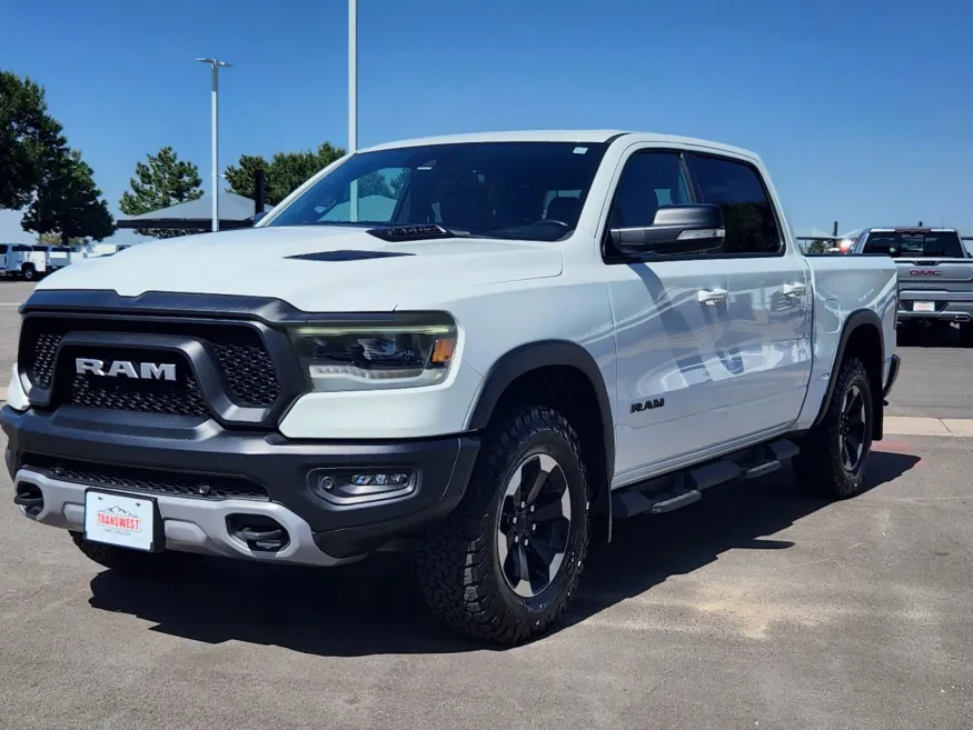 2021 RAM 1500 Rebel | Photo 3 of 28